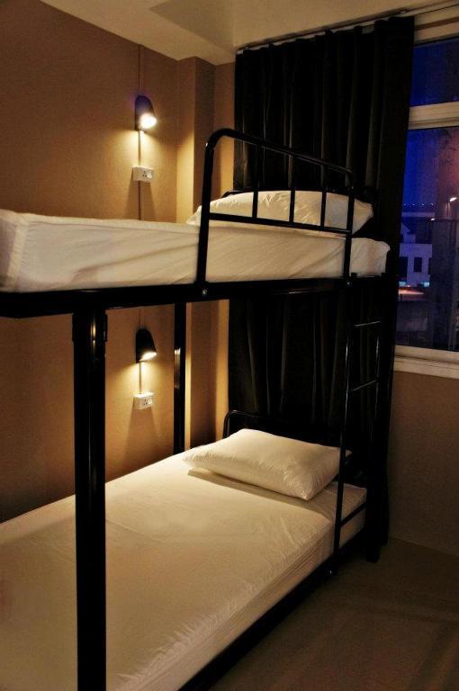 Link Corner Hostel Bangkok Chambre photo