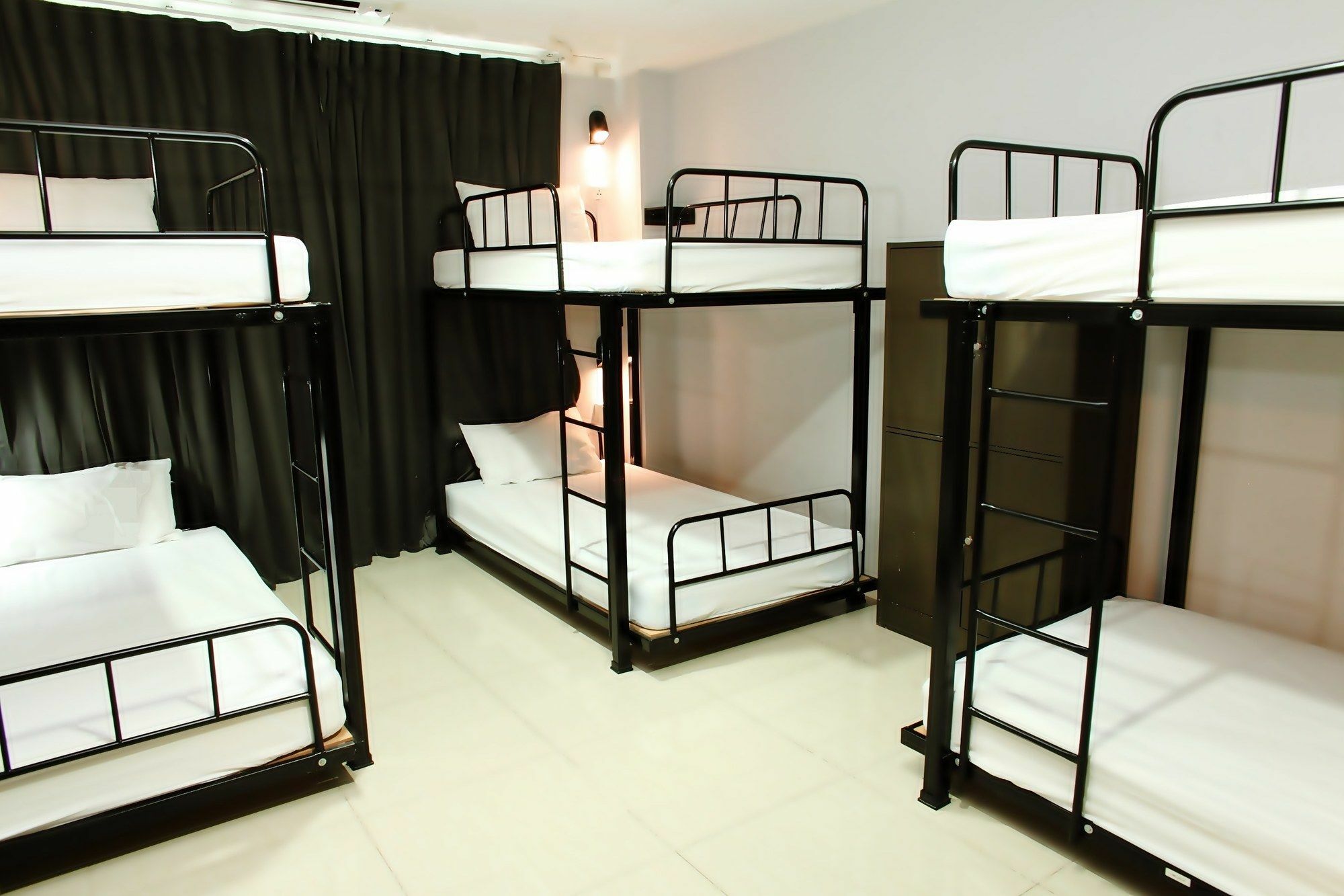 Link Corner Hostel Bangkok Extérieur photo