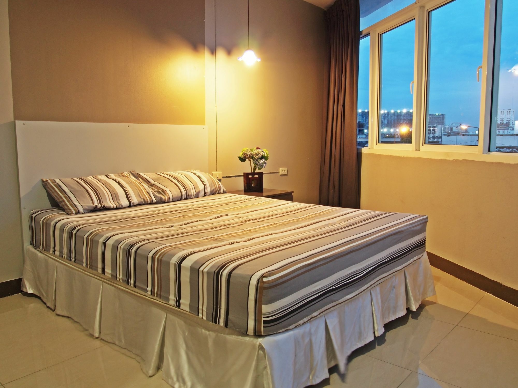 Link Corner Hostel Bangkok Extérieur photo